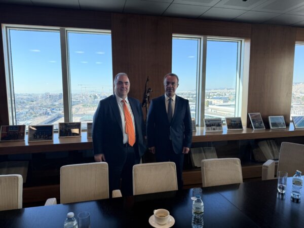 Συνάντηση εργασίας του Χρήστου Σταϊκούρα στο Χρηματιστήριο Αθηνών