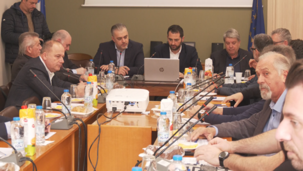 Συνεδρίασε στη Λαμία το Περιφερειακό Επιμελητηριακό Συμβούλιο – Νέος πρόεδρος ο Χ. Καρέλλης (video)