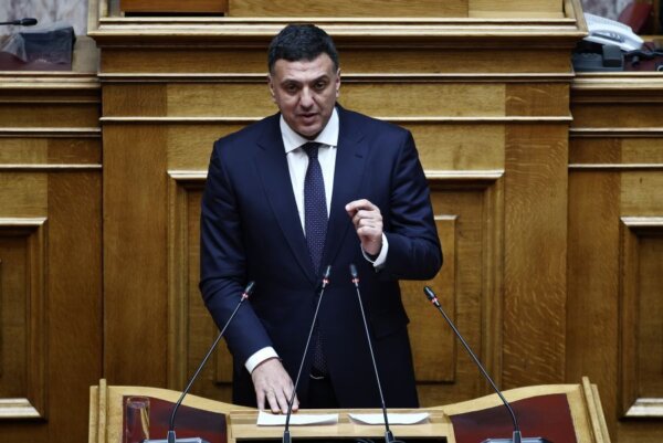 Κικίλιας: Eχθροί της χώρας οι διακινητές, η έρευνα για ό,τι συνέβη στη Χίο θα διεξαχθεί με διαφάνεια