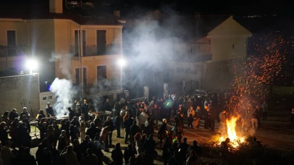 Αναβίωσε και φέτος το έθιμο του 1ου ΧΕΪ στην Αμφίκλεια