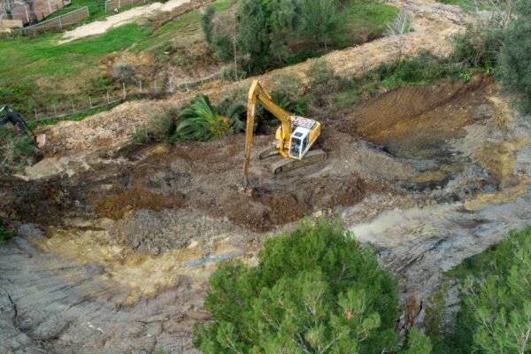 Πρέβεζα: Μεγάλες κατολισθήσεις στον Μύτικα, κλειστός ο παραλιακός δρόμος