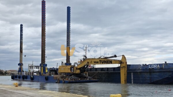 Στυλίδα: Ξεκίνησαν τα έργα εκβάθυνσης – Παραδίδεται το λιμάνι τον Ιούνιο του 2026 (video)