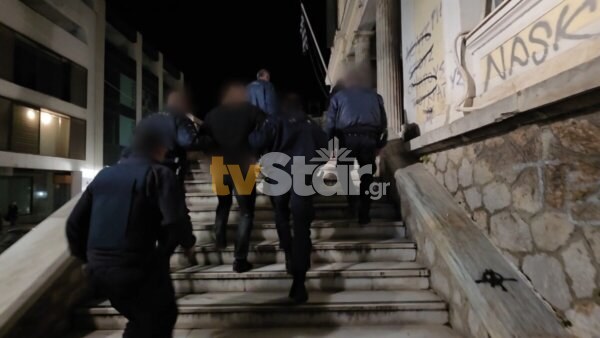 Προσπάθησα να σώσω τον Αρχιφύλακα επιμένει ο Βούλγαρος που σκότωσε βαρυποινίτη στη φυλακή Δομοκού. (video)