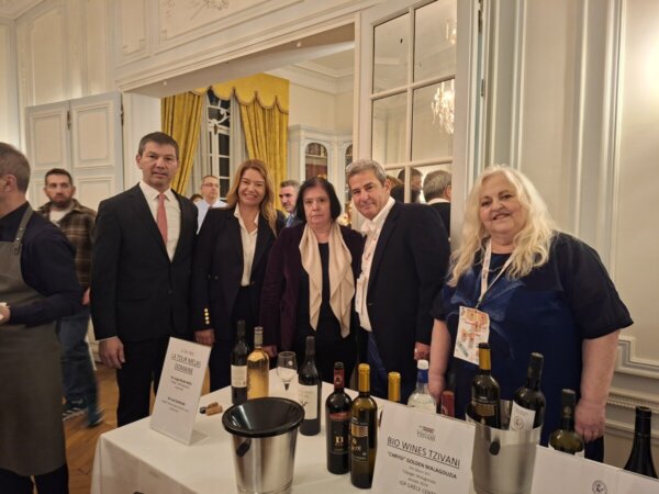 Περιφέρεια Στερεάς: Πρώτη συμμετοχή στη διεθνή έκθεση Wine Paris & Vinexpo Paris 2026