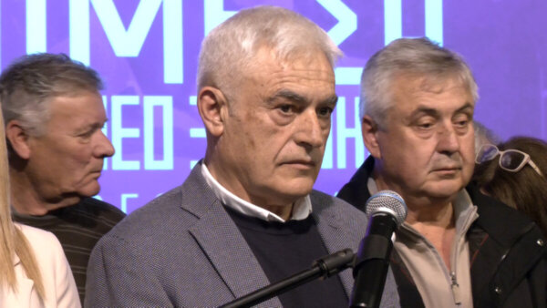 Απολογισμός έργου και κριτική για “ΑΜΕΣΑ ΝΕΟ ΞΕΚΙΝΗΜΑ”