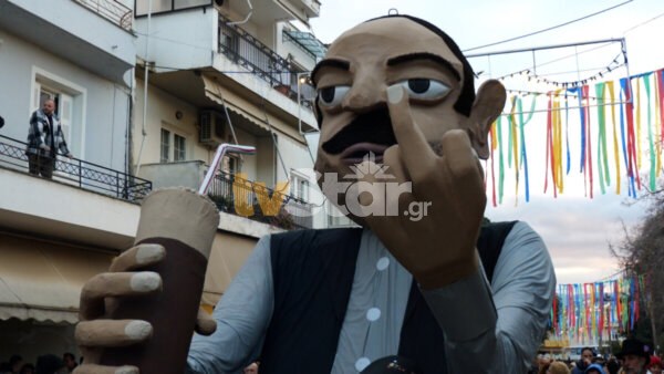 Εντυπωσιακό το καρναβάλι Ορχομενού. “Φραπές” ο βασιλιάς καρνάβαλος.(video-photo)