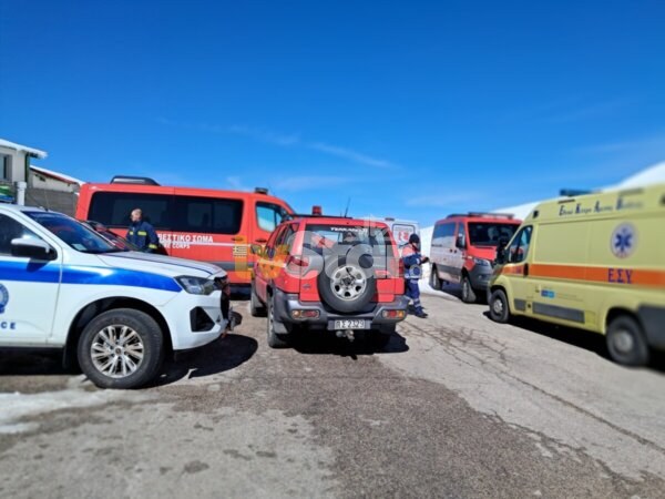 Βρέθηκε σορός, πιθανότατα ανήκει στον 74χρονο ορειβάτη που αγνοούνταν στο Βελούχι (εικόνες)