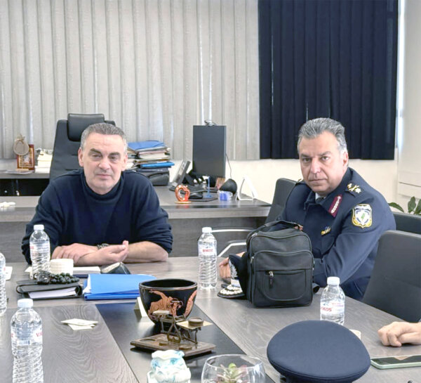 Τον Δήμαρχο Λεβαδέων Δημήτρη Καραμάνη επισκέφθηκε  ο Διευθυντής Αστυνομίας Βοιωτίας Γιώργος Κακούρης