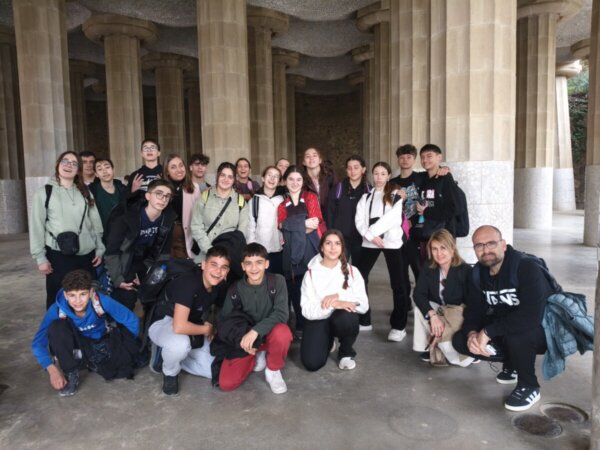 5ο Πρότυπο Γυμνάσιο Χαλκίδας: Υλοποίηση Ομαδικής Κινητικότητας για Μαθητές σχολείου στο πλαίσιο Διαπίστευσης Erasmus+ στη σχολική εκπαίδευση