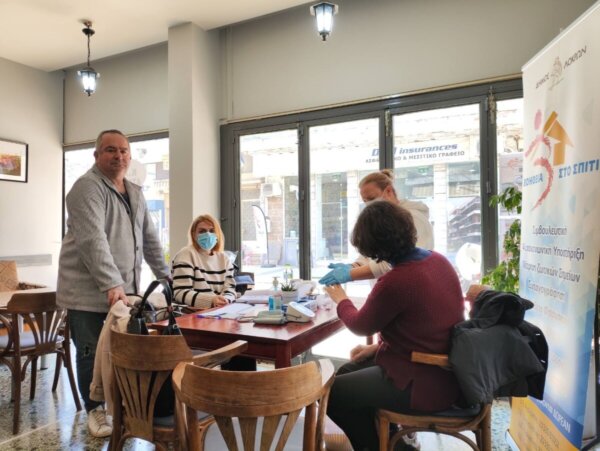 Δράση μέτρησης ζωτικών σημείων στα μέλη των ΚΑΠΗ του Δήμου Λοκρών (ΦΩΤΟ)