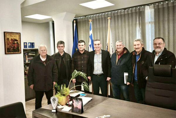 Με τον Δήμαρχο Λεβαδέων Δημήτρη Καραμάνη συναντήθηκε ο Σύνδεσμος Απόστρατων Σωμάτων Ασφαλείας Βοιωτίας