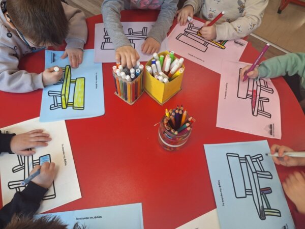 Επίσκεψη του 30ου Νηπιαγωγείου Λαμίας στη Δημοτική Βιβλιοθήκη (ΦΩΤΟ)