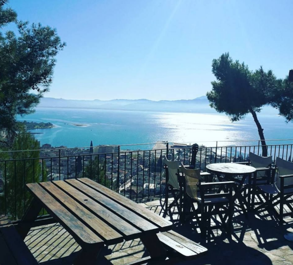 Στυλίδα: Σε δημοπρασία το δημοτικό ακίνητο στα Πευκάκια (πρώην “Μιστράλ”)