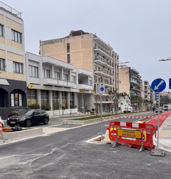 Δόθηκε στην κυκλοφορία το ρεύμα καθόδου της Λεωφόρου Ελ. Βενιζέλου