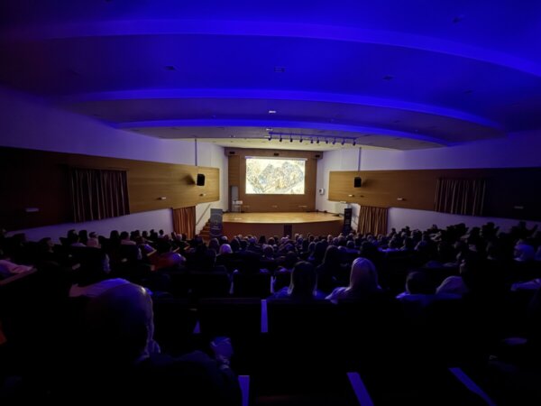 Η Χαλκίδα είναι το πρώτο κεφάλαιο στη σειρά ντοκιμαντέρ «ΠΟΛΕΙΣ» της ΕΡΤ – Πραγματοποιήθηκε η επίσημη παρουσίαση του επεισοδίου στη Χαλκίδα