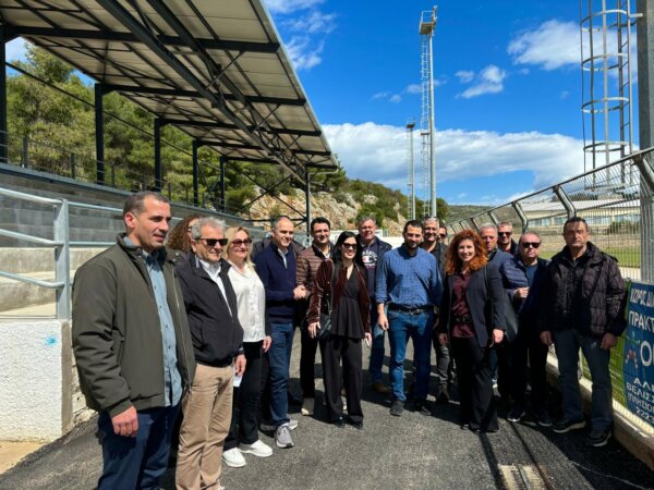 Περιφέρεια Στερεάς: Αθλητικά και σχολικά έργα ολοκληρώθηκαν στον Δήμο Κύμης – Αλιβερίου