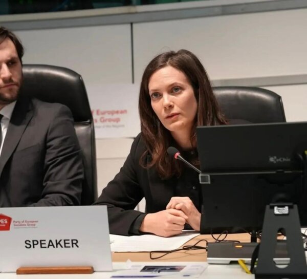 Μπ. Σάντορ στο STAR για τις Ουγγρικές εκλογές: «Οι νέοι δεν μπορούσαν να ταυτιστούν με το πολιτικό ύφος του Όρμπαν»