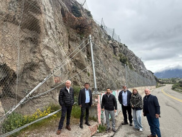 Φάνης Σπανός: Ολοκληρώσαμε εμπρόθεσμα και σωστά  το έργο βραχοπροστασίας στο οδικό δίκτυο Αράχωβας (ΦΩΤΟ)