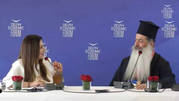 Μητροπολίτης Φθιώτιδας για αποτέφρωση: “Η εκκλησία προτείνει την ταφή – Ο θάνατος δεν είναι το τέλος” (video)