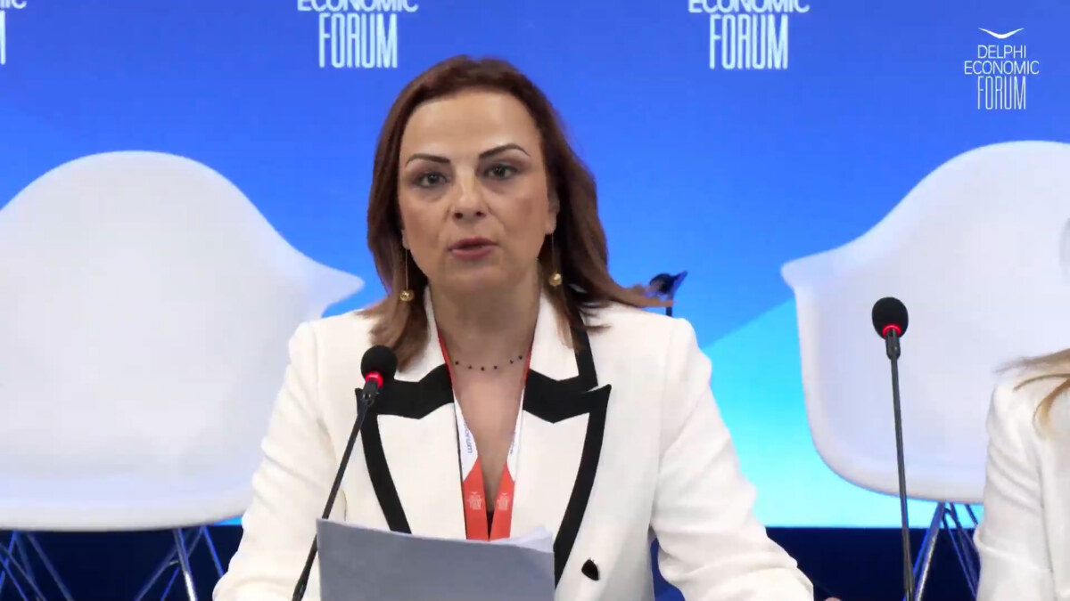 Η πλήρης αξιοποίηση του δυναμικού των Περιφερειών συζητήθηκε στους Δελφούς (video)