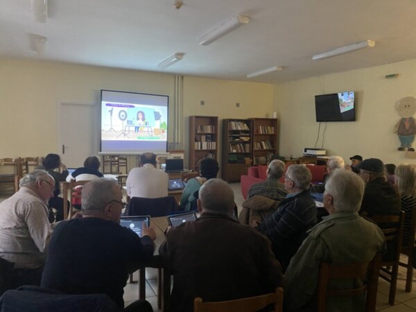 Στη ψηφιακή εποχή οι ηλικιωμένοι του Δήμου Καρπενησίου – Ξεκίνησαν τα μαθήματα του προγράμματος «Όλοι Digital»