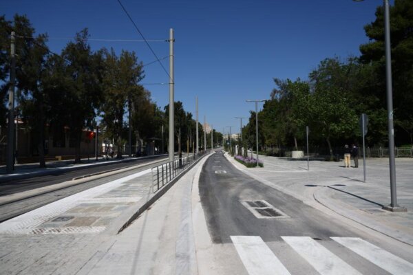 Ο Κυρ. Μητσοτάκης επισκέφθηκε τα έργα ανάπλασης της Βασιλίσσης Όλγας