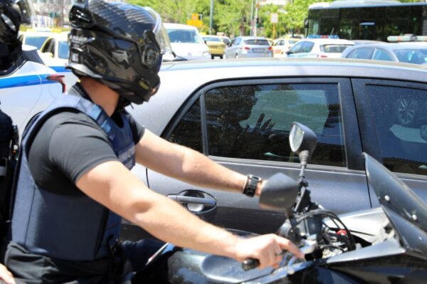 Πυροβολισμοί σε ΕΦΚΑ και Πρωτοδικείο: Αντιμέτωπος με τρία κακουργήματα και έξι πλημμελήματα ο 89χρονος