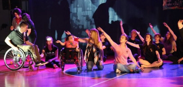 Αρχίζει το 9ο Διεθνές Φεστιβάλ Χορού Αναπηρίας και Μη στην Καρδίτσα