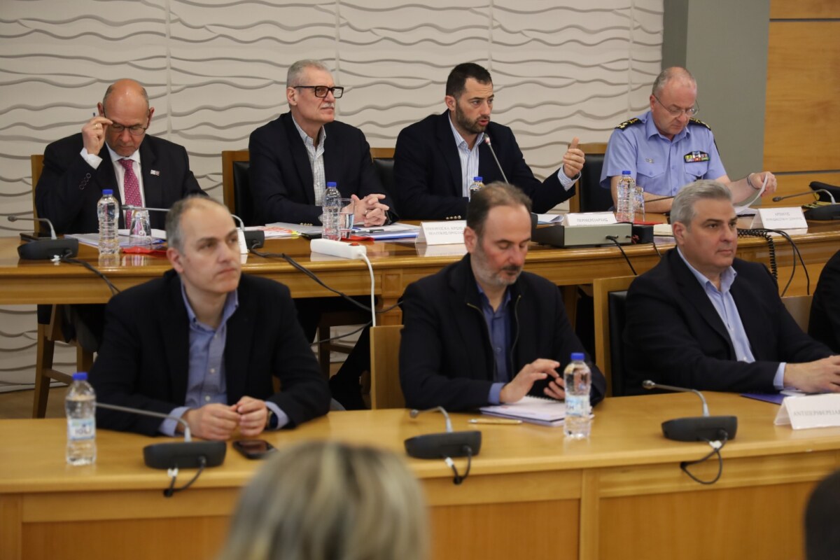 Συντονιστική σύσκεψη για την αντιπυρική περίοδο 2026 στην Περιφέρεια Στερεάς Ελλάδας