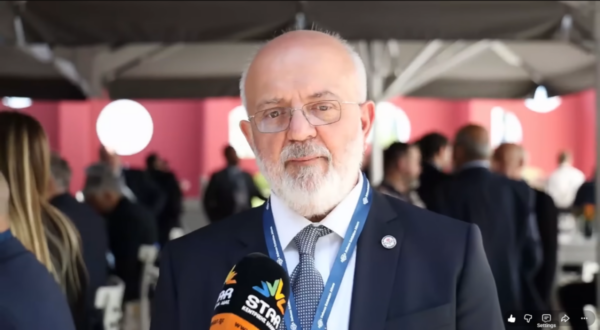 H Eλληνική Αμυντική Βιομηχανία γράφει ιστορία, αναγκαία η σύσταση Υπουργείου Αμυντικής Βιομηχανίας. ΣΕΚΠΥ (video)