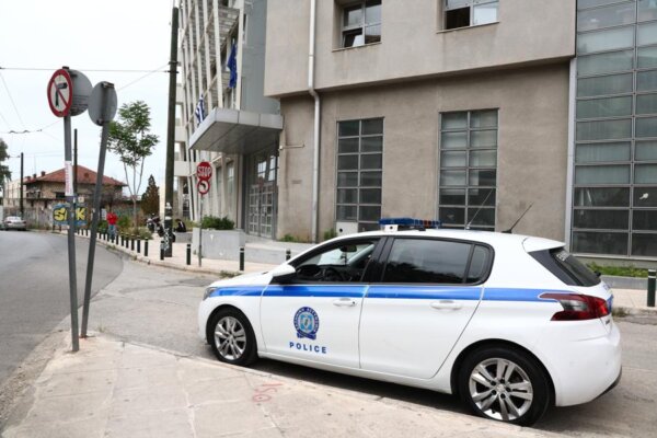 Εμπρηστική επίθεση σε παράρτημα του ΟΠΕΚΕΠΕ στην Ομόνοια