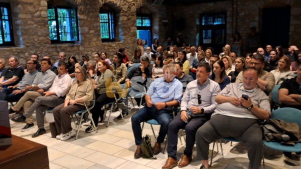 7η Ετήσια Έκθεση του Ε.Κ. Λιβαδειάς. Παραμένουν οι υποσχέσεις για νέο σχολείο (video).