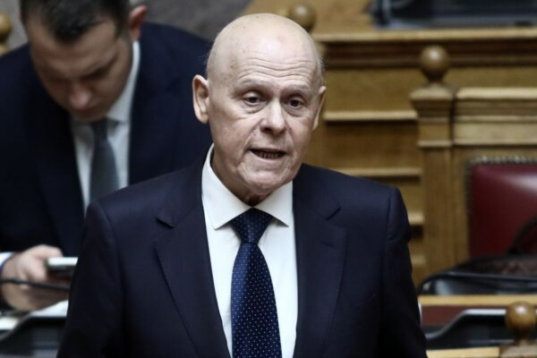 Πέθανε σε ηλικία 70 ετών ο υφυπουργός Περιβάλλοντος Νίκος Ταγαράς, μετά από μάχη με τον καρκίνο