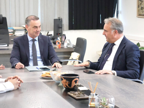 Τον Δήμαρχο Λεβαδέων Δημήτρη Καραμάνη, επισκέφθηκε ο πρώην Δήμαρχος της πόλης Mussomeli, Giuseppe Catania