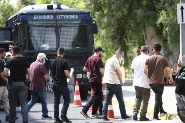 Κύκλωμα στη πολεοδομία: Στην Ευελπίδων για τις απολογίες τους οι έξι κατηγορούμενοι