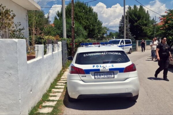 Αίγιο: Συνελήφθη ο 65χρονος για τους φόνους της συντρόφου του και του γιου της
