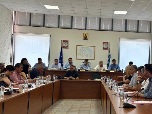 Εγκατάσταση ταρτάν στο γήπεδο Αταλάντης και νέα χρηματοδότηση για την ολοκλήρωση του οδικού έργου Αταλάντη – Ζέλι