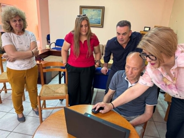 Με επιτυχία ολοκληρώθηκε στο Δήμο Λεβαδέων το πρόγραμμα «Ψηφιακή Ενδυνάμωση Ηλικιωμένων και Ατόμων με Αναπηρία»