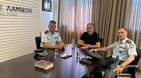 Ενίσχυση της συνεργασίας Δήμου Λαμιέων και Ελληνικής Αστυνομίας για θέματα Τάξης, Ασφάλειας και Τροχαίας.
