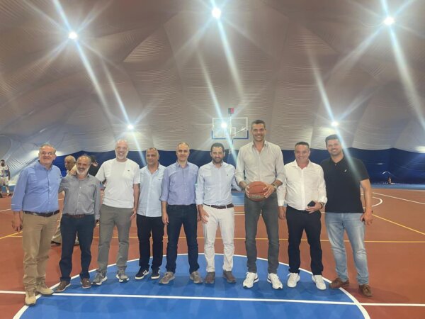 Εγκαίνια στο σύγχρονο κλειστό γήπεδο Ερέτριας