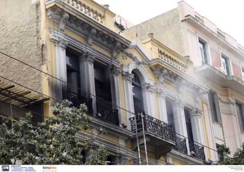 Δύο συλλήψεις για τον φονικό εμπρησμό στη Marfin με τους 3 νεκρούς – Καταζητείται μια 46χρονη