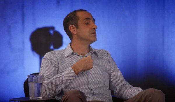 O Γρηγόρης Δημητριάδης μιλά στον Θανάση Λάλα για όλα: Την πολιτική διαδρομή του, τη θητεία στο Μαξίμου, τις κόντρες με επιχειρηματίες