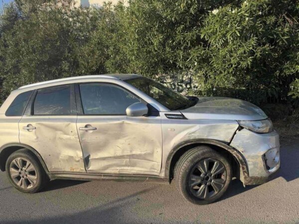 Θεσσαλονίκη: Πυροβόλησαν περιπολικό και προκάλεσαν τροχαίο – Κινηματογραφική καταδίωξη μετά από κλοπές μετασχηματιστών
