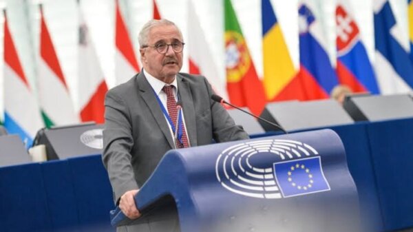 Μανιάτης: Προσπαθήσαμε για το Ευρωπαϊκό μπλόκο στην Γαλάζια Πατρίδα, η κυβέρνηση θα το αξιοποιήσει; (video)
