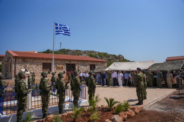 Στο Καστελόριζο ο Αλκιβιάδης Στεφανής για τον Μέγιστο Αύγουστο και τους νέους ξενώνες στη νησίδα Ρω (video)