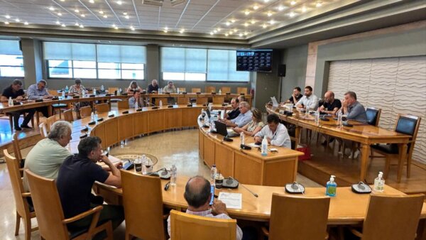 ΦΑΝΗΣ ΣΠΑΝΟΣ: «Η πλειοψηφία επέδειξε σωστά αντανακλαστικά έναντι όσων υποκινούν σε πράξεις βίας και όσων επιχειρούν να καπηλευθούν τις Θερμοπύλες»