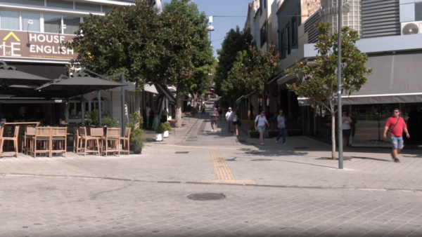 Μειώνεται ο τζίρος στα καταστήματα της Λαμίας. Δράσεις για την στήριξη της αγοράς. (video)