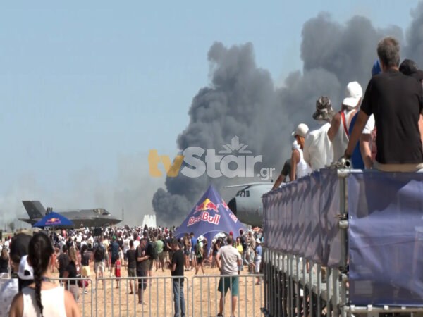 Athens Flying Week: Συνετρίβη μαχητικό αεροσκάφος (video)
