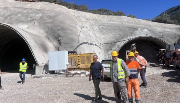 Χρήστος Σταϊκούρας: 62 εκατ. ευρώ για την 1η ΣΣΕ του Μπράλος – Άμφισσα για τις δίδυμες σήραγγες
