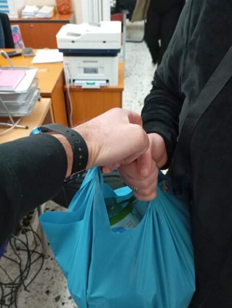 Ολοκληρώθηκε η διανομή τροφίμων στους δικαιούχους του Δήμου Λοκρών για τον μήνα Σεπτέμβριο (ΦΩΤΟ)
